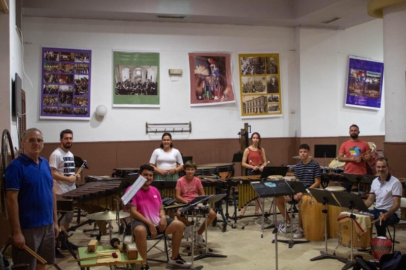 La percussió de La Primitiva prepara concert