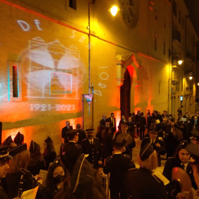 Les bandes alcoianes van encapsalar les sessions de video-mapping