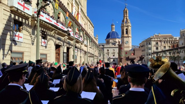 La Glòria pren els carrers d'Alcoi