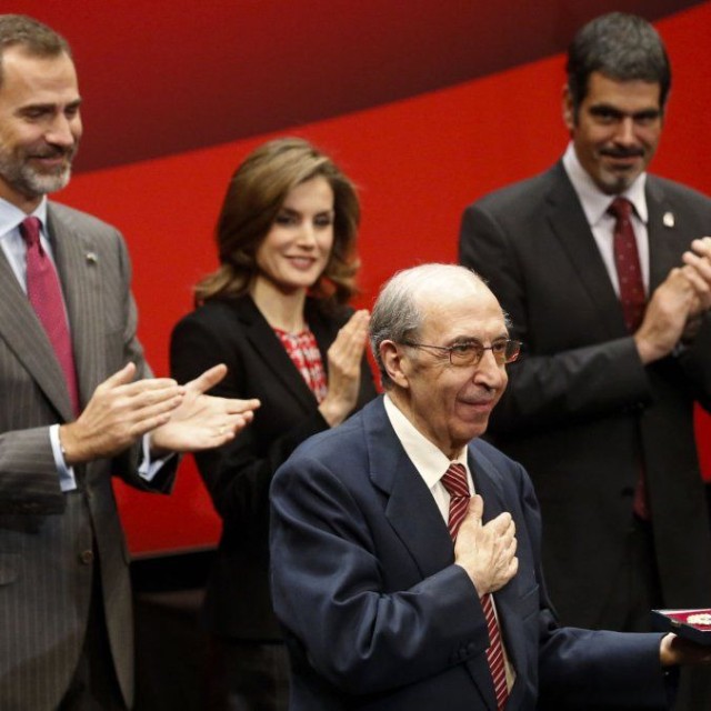 Enrique Llácer reconegut amb la Medalla d'Or