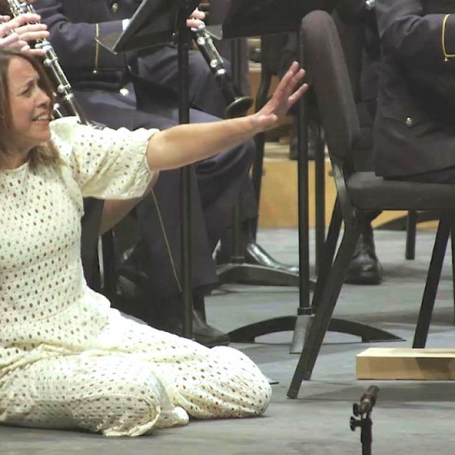 Conchi Doménech en un moment dramàtic de l'obra