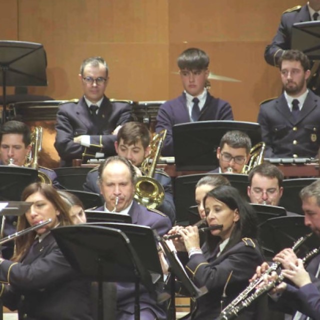 Trombons, oboès i flautes en altre moment