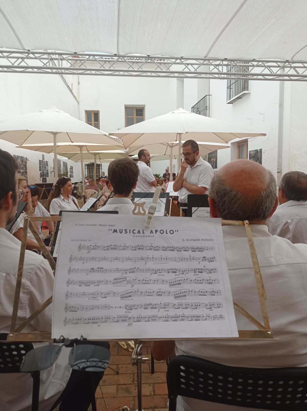 Festes diferents_Pego2